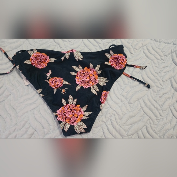 Cupshe swim bottoms only, floral, XL - Picture 2 of 3